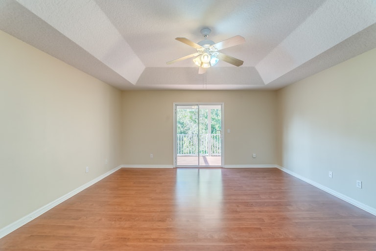Photo 16 of 28 - 14250 Nottingham Way Cir, Orlando, FL 32828