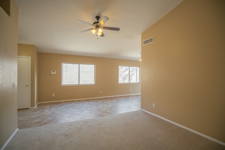 Photo 11 of 23 - 6605 W Whispering Wind Dr, Glendale, AZ 85310