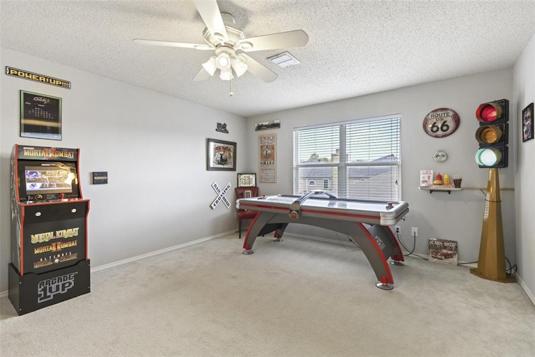 Photo 23 of 32 - 1105 Indian Trail Ct, Roanoke, TX 76262