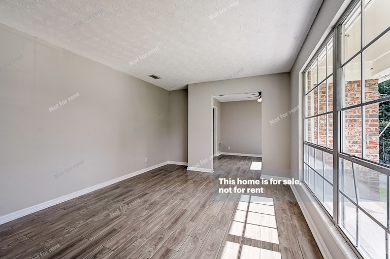 Photo 6 of 35 - 2590 Aquarius Rd, Orange Park, FL 32073