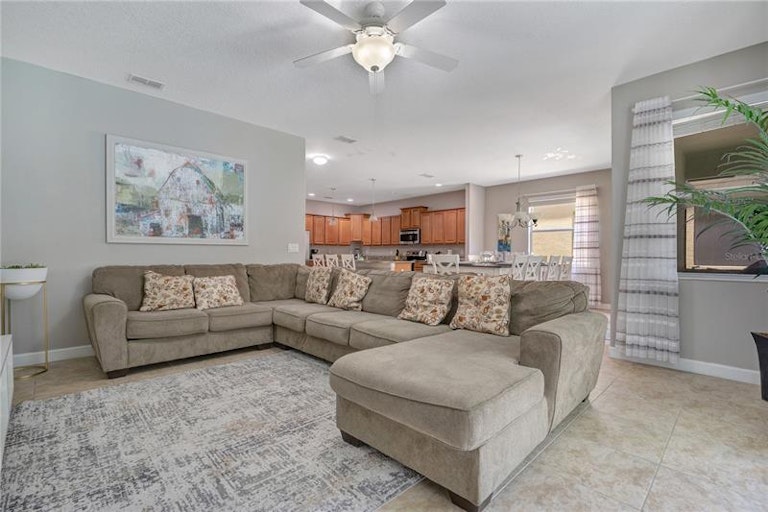 Photo 7 of 29 - 8848 Candy Palm Rd, Kissimmee, FL 34747