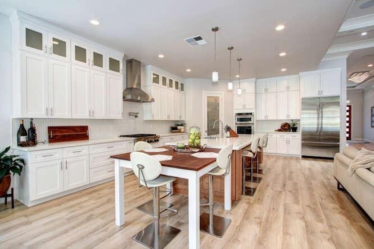 Photo 12 of 78 - 744 Oliver Ct, Folsom, CA 95630