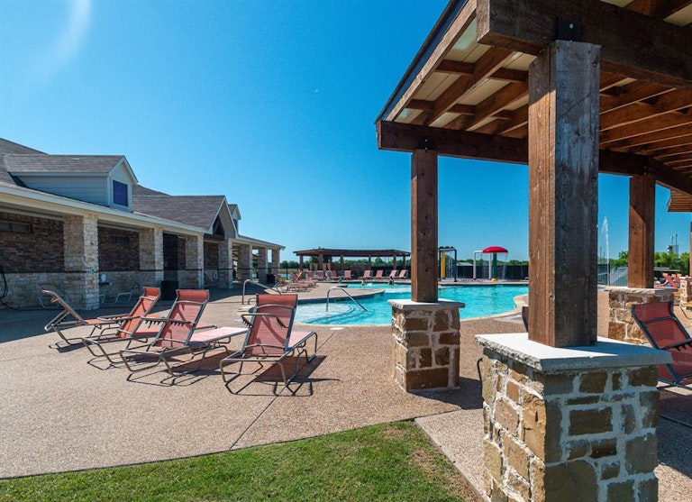 Photo 24 of 29 - 1300 Honeywood Ln, Royse City, TX 75189