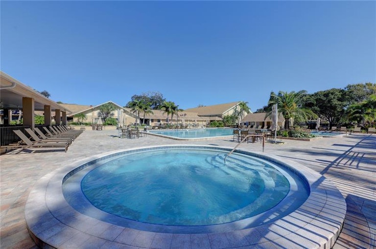 Photo 25 of 39 - 1614 Berwick Ct Unit C, Palm Harbor, FL 34684