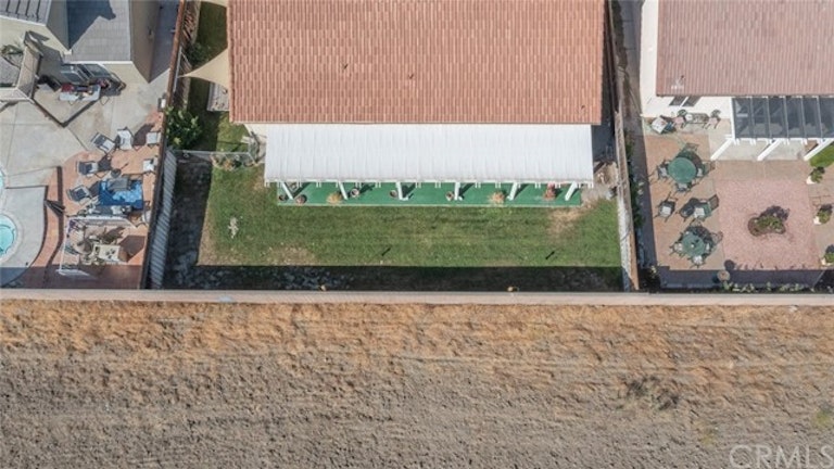 Photo 37 of 39 - 2077 Saint Emilion Ln, San Jacinto, CA 92583
