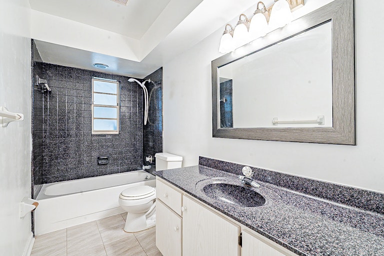 Photo 6 of 28 - 5409 Albert Dr, Winter Park, FL 32792