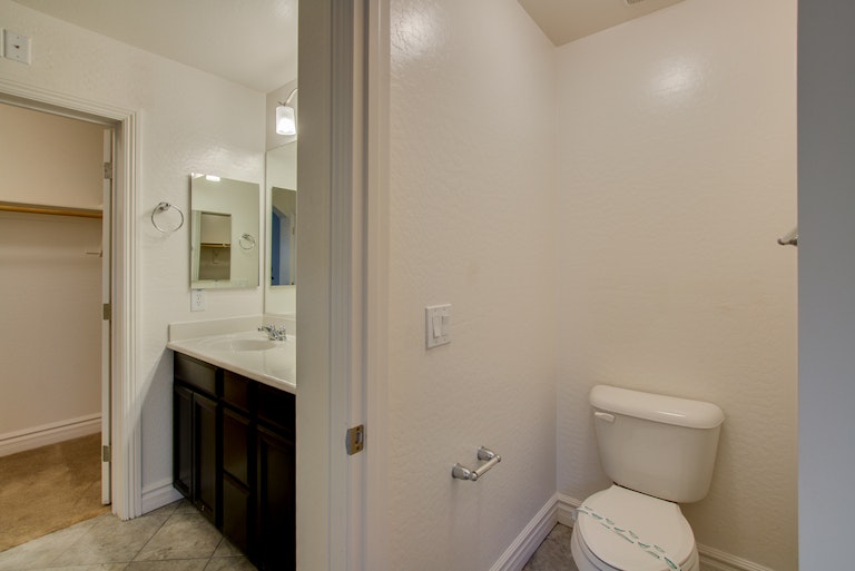 Photo 20 of 33 - 1063 S Storment Ln, Gilbert, AZ 85296