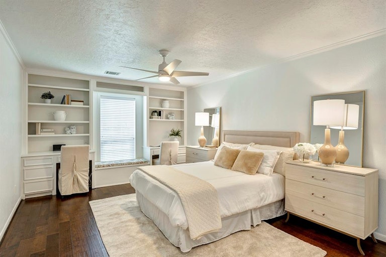 Photo 21 of 34 - 13519 Westport Ln, Houston, TX 77079