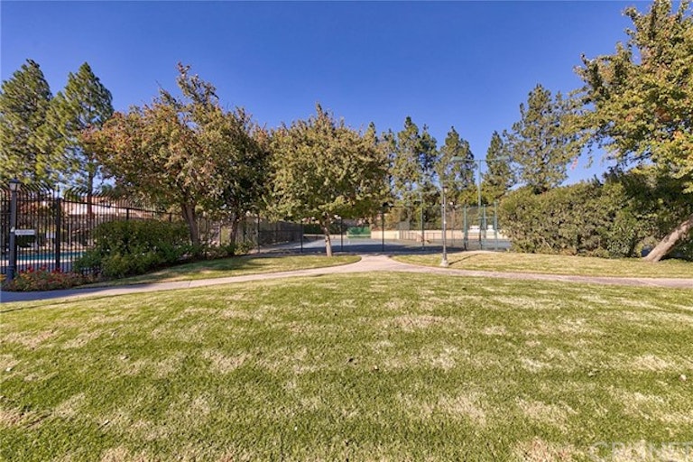 Photo 34 of 38 - 15904 Ada St, Canyon Country, CA 91387
