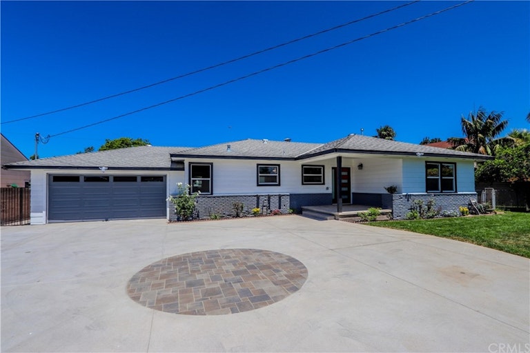 Photo 1 of 32 - 13311 Red Hill Ave, Tustin, CA 92780