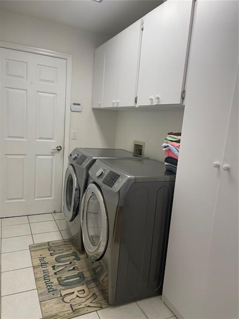 Photo 33 of 37 - 918 Mikasuki Dr, Lakeland, FL 33813