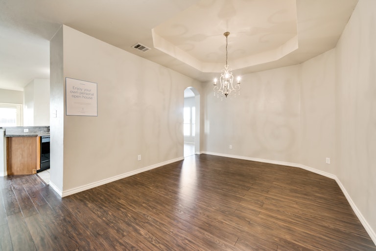 Photo 11 of 24 - 1641 Mary Ln, Aubrey, TX 76227