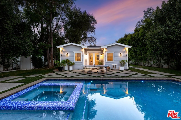 Photo 45 of 52 - 17524 Jayden Ln, Encino, CA 91316