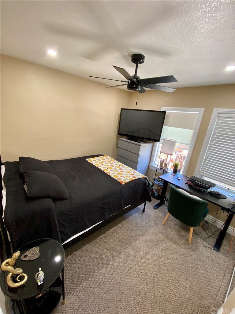 Photo 11 of 22 - 1409 S Broadacres Ave, Compton, CA 90220