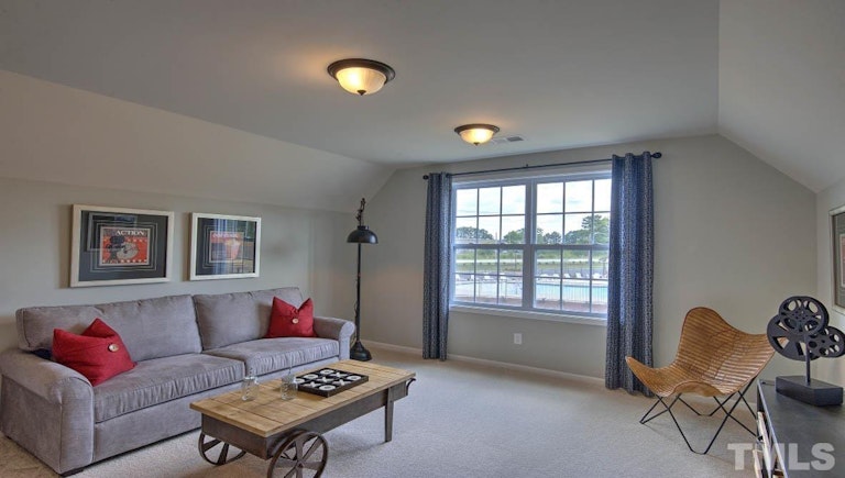 Photo 41 of 68 - 432 Bluffberry Way, Hillsborough, NC 27278
