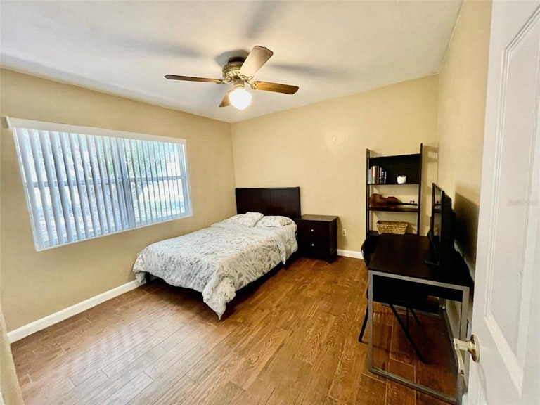 Photo 7 of 23 - 550 E Thelma St, Lake Alfred, FL 33850