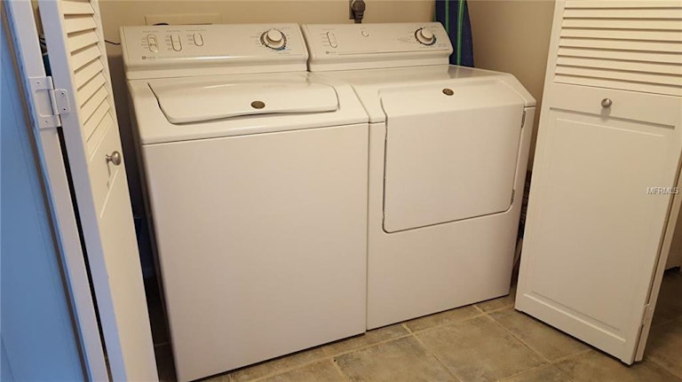 Photo 19 of 25 - 7896 Eagle Creek Dr, Sarasota, FL 34243