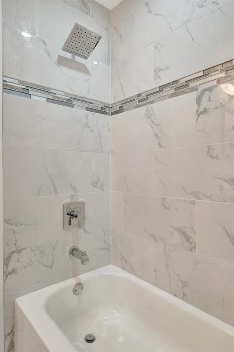 Photo 23 of 36 - 5801 78th Ave N, Pinellas Park, FL 33781