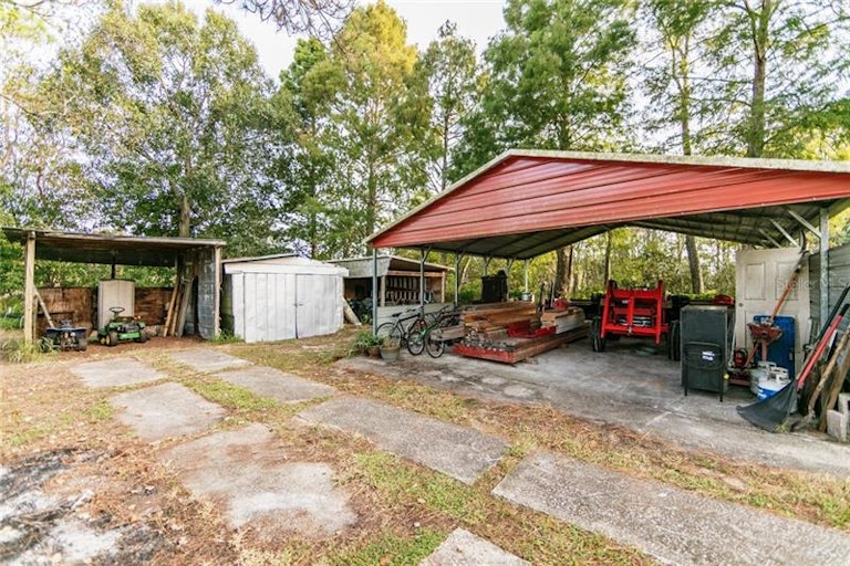 Photo 17 of 25 - 4800 Lake Lowery Rd, Haines City, FL 33844