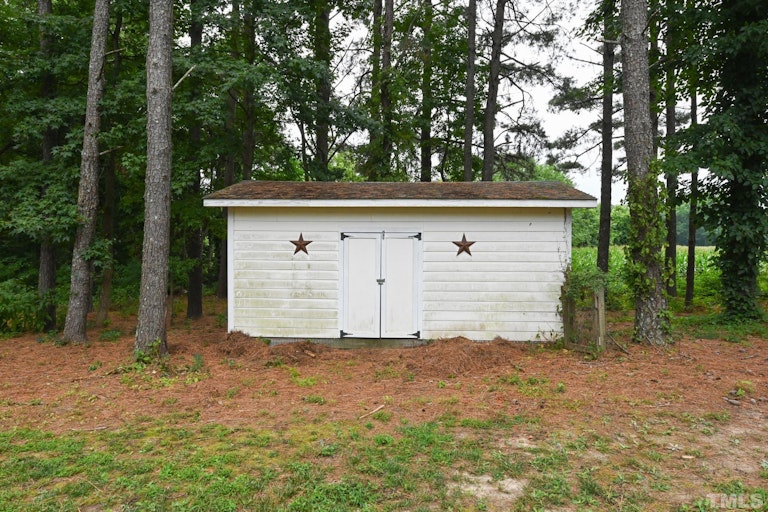 Photo 37 of 40 - 142 Mill Branch Cir, Fuquay Varina, NC 27526