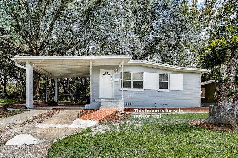 Photo 9 of 29 - 4030 Lockhart Dr N, Jacksonville, FL 32209