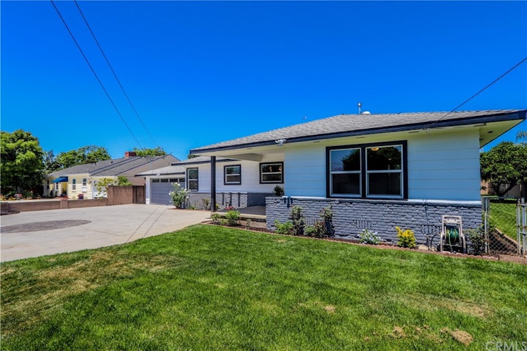 Photo 28 of 32 - 13311 Red Hill Ave, Tustin, CA 92780