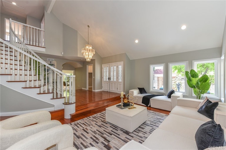 Photo 14 of 62 - 3492 Falcon Ridge Rd, Diamond Bar, CA 91765