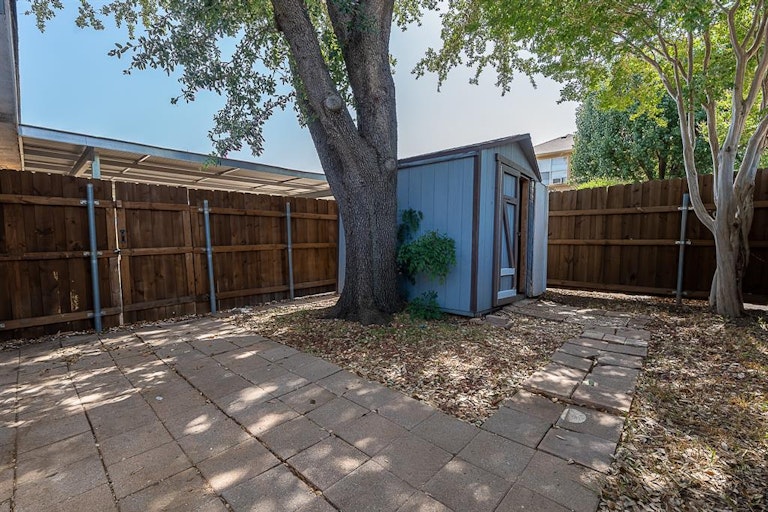 Photo 22 of 23 - 913 Haverstraw Pl, Mesquite, TX 75149