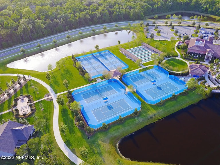 Photo 25 of 29 - 104 Lantern Oak Ln, Ponte Vedra, FL 32081