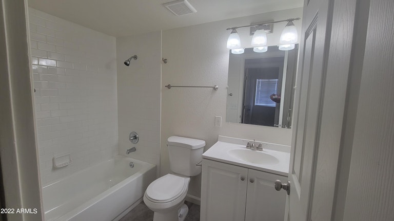Photo 15 of 20 - 2228 W Danbury Rd, Phoenix, AZ 85023