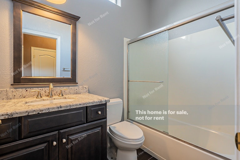 Photo 17 of 20 - 532 N Cambridge St, Gilbert, AZ 85233