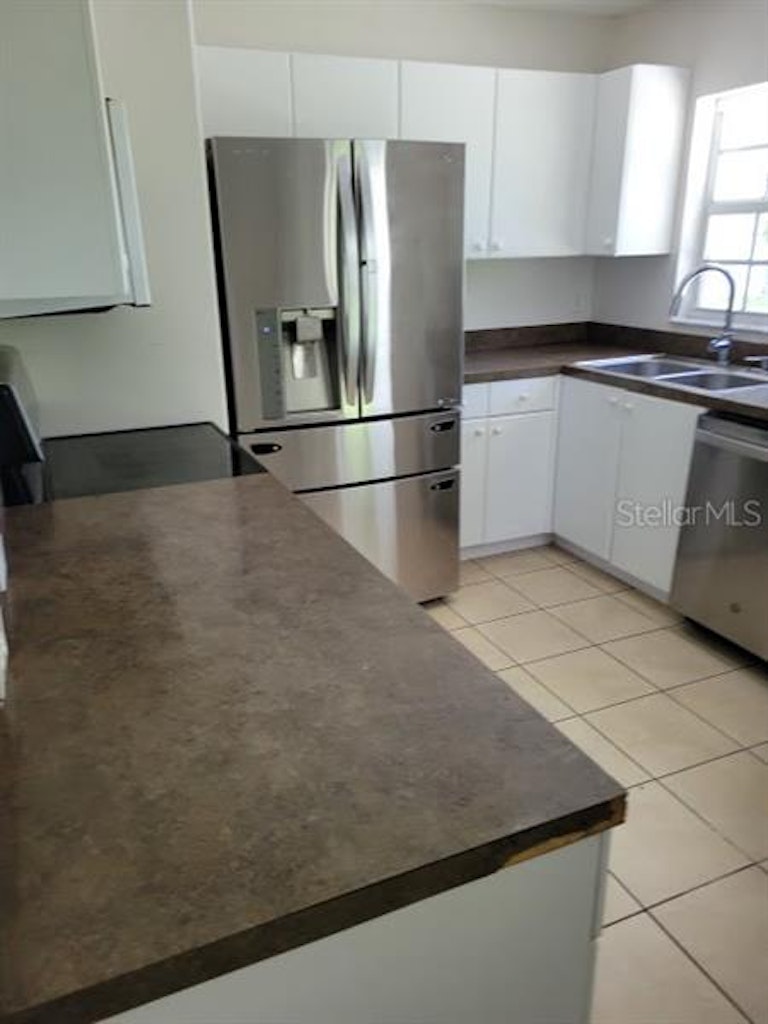Photo 7 of 12 - 2506 1st Dr E, Palmetto, FL 34221