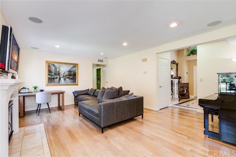 Photo 11 of 26 - 673 Silver Valley Trl, Walnut, CA 91789