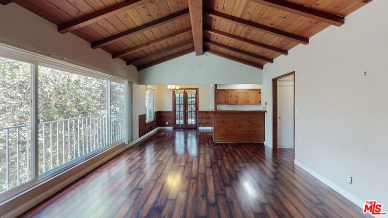 Photo 5 of 18 - 3434 Blair Dr, Los Angeles, CA 90068