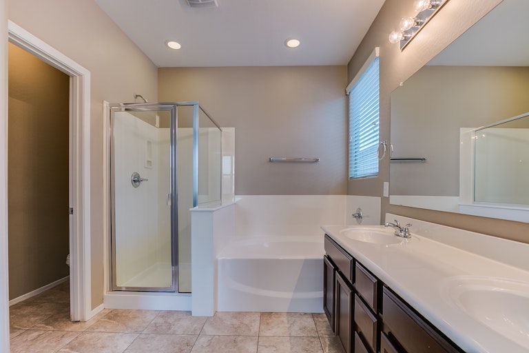 Photo 18 of 30 - 2614 W Gaby Rd, Phoenix, AZ 85041