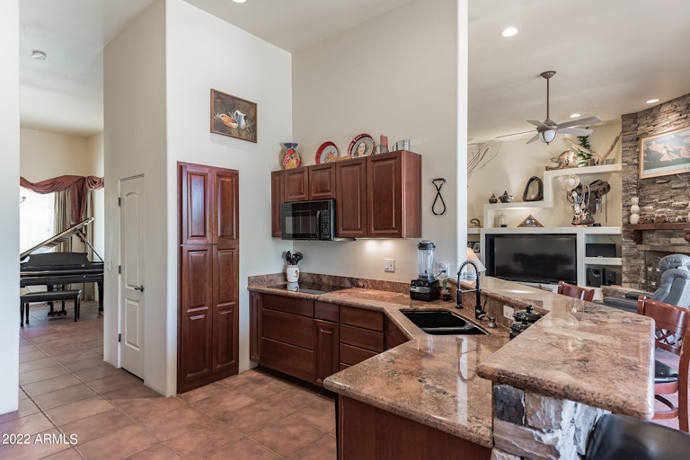 Photo 16 of 30 - 14641 E Peak View Rd, Scottsdale, AZ 85262