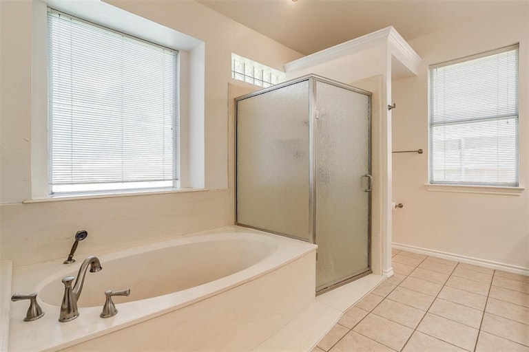 Photo 22 of 40 - 6006 Sunderland Dr, Colleyville, TX 76034