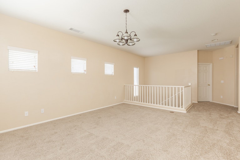 Photo 7 of 28 - 14999 N 137th Ln, Surprise, AZ 85379
