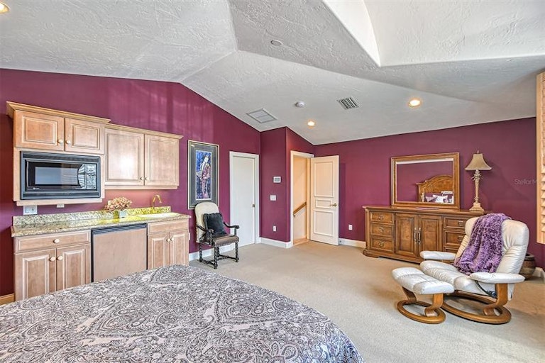 Photo 31 of 76 - 3550 Fair Oaks Ln, Longboat Key, FL 34228
