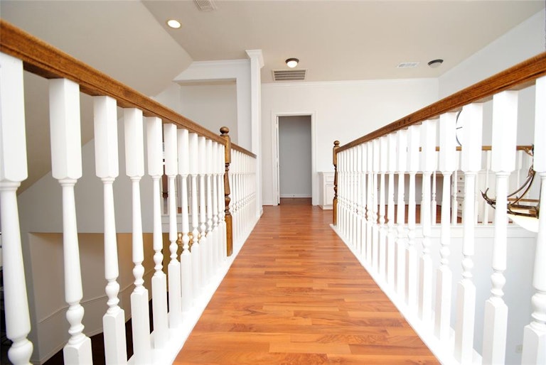 Photo 33 of 41 - 3118 Canyon Oak Ct, Houston, TX 77068