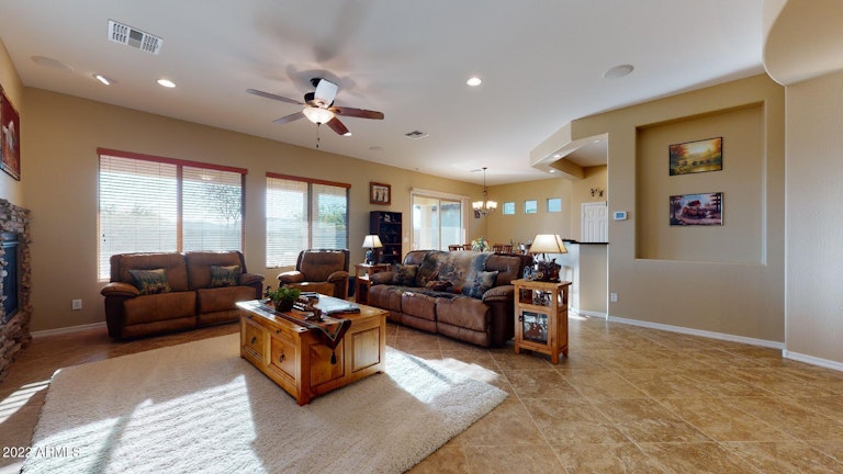 Photo 9 of 54 - 43916 N 50th Ln, New River, AZ 85087