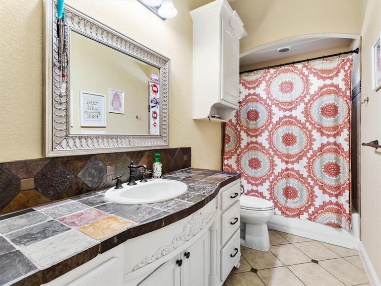 Photo 23 of 31 - 5421 Pershing Ave, Fort Worth, TX 76107