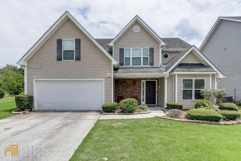Photo 1 of 41 - 3248 Meadow Point Dr, Snellville, GA 30039