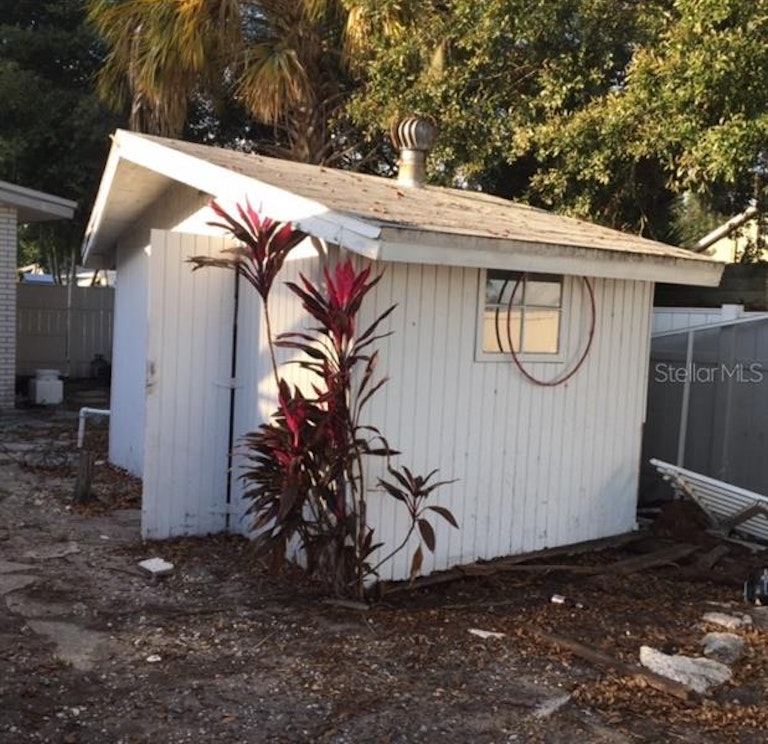 Photo 11 of 12 - 1700 N Lake Shipp Dr SW, Winter Haven, FL 33880
