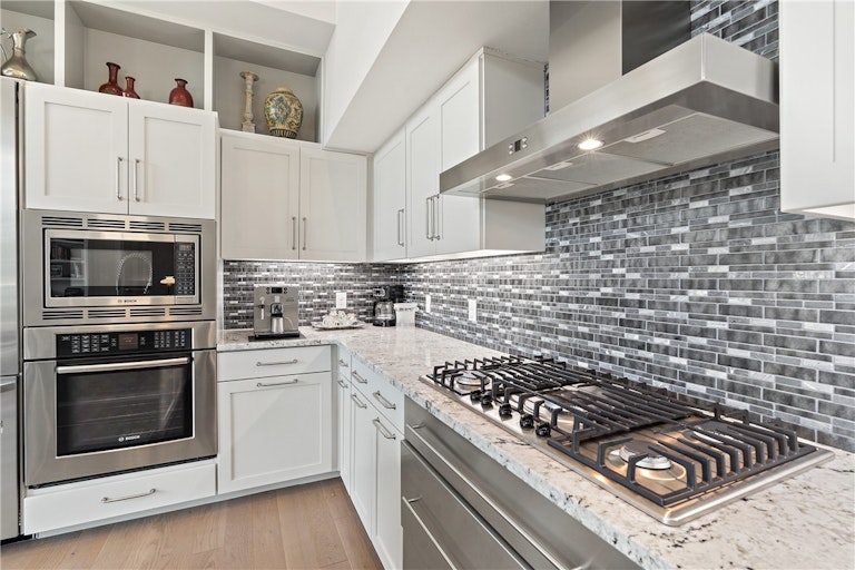 Photo 15 of 40 - 1600 Barton Springs Rd #3601, Austin, TX 78704