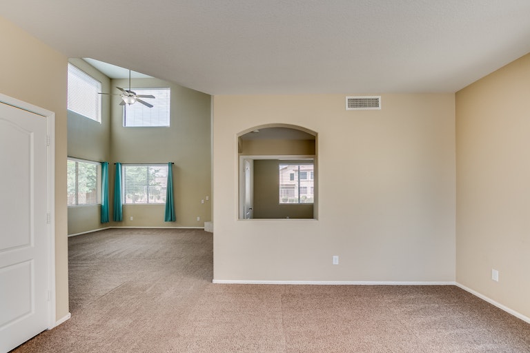 Photo 12 of 45 - 8320 S 47th Ave, Laveen, AZ 85339