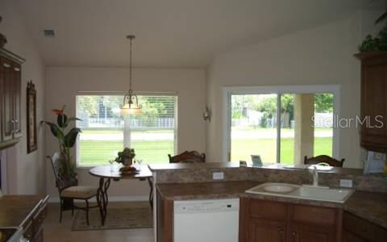 Photo 7 of 7 - 10 Eagle Pass, Palm Coast, FL 32164