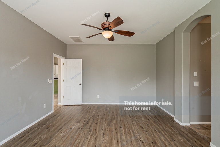 Photo 18 of 28 - 14521 N 145th Dr, Surprise, AZ 85379