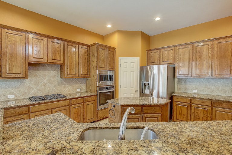 Photo 19 of 33 - 3820 Lagoona Dr, Round Rock, TX 78681