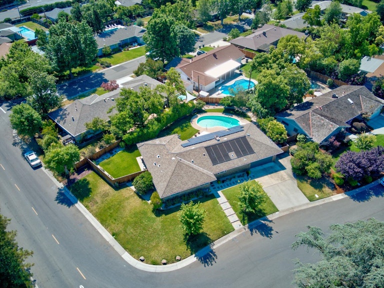 Photo 47 of 68 - 1940 Rolling Hills Rd, Sacramento, CA 95864
